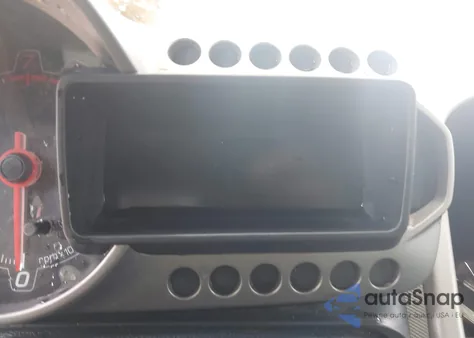 2014 Chevrolet Sonic Lt z USA, uszkodzony, nr VIN 1G1JC5SH2E4235830